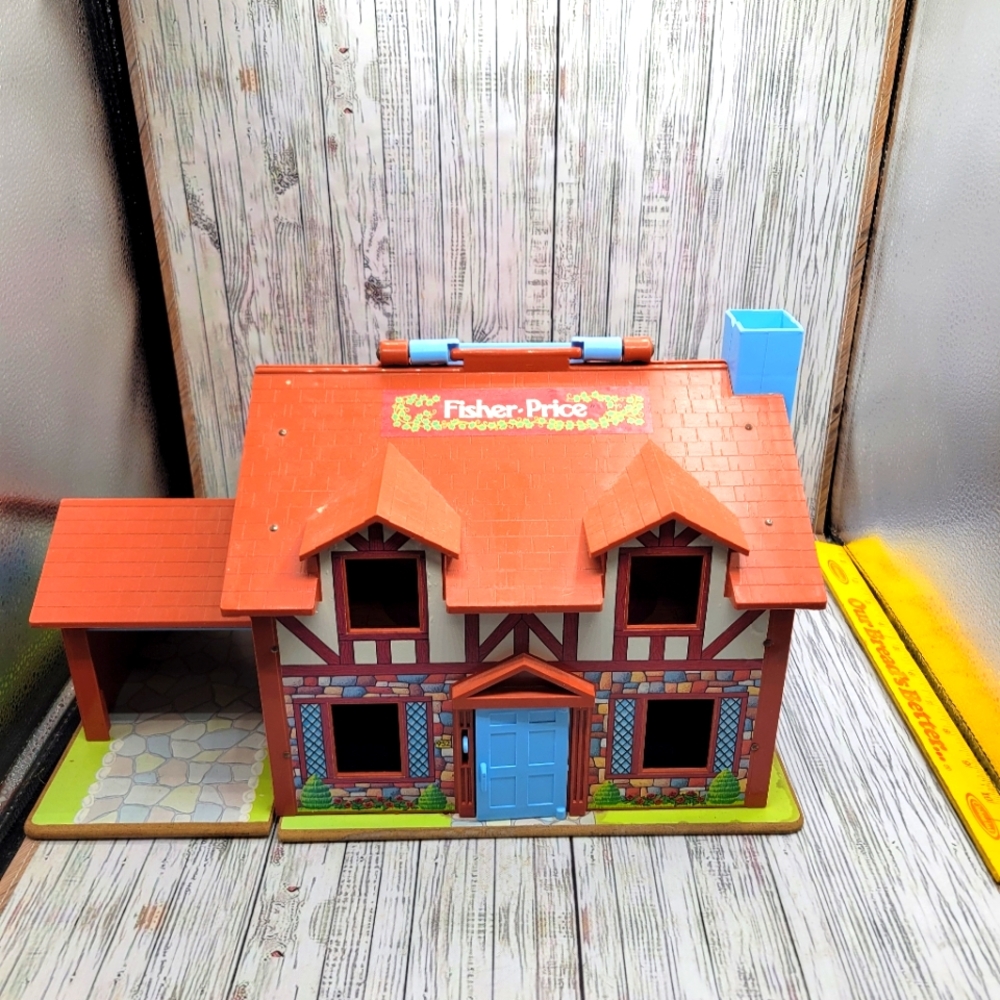 Fisher price little people house
